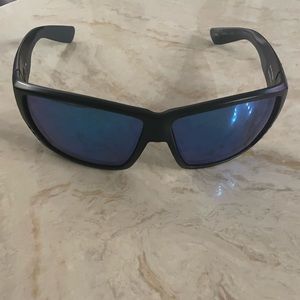 Never worn new Costa Del Mar sunglasses